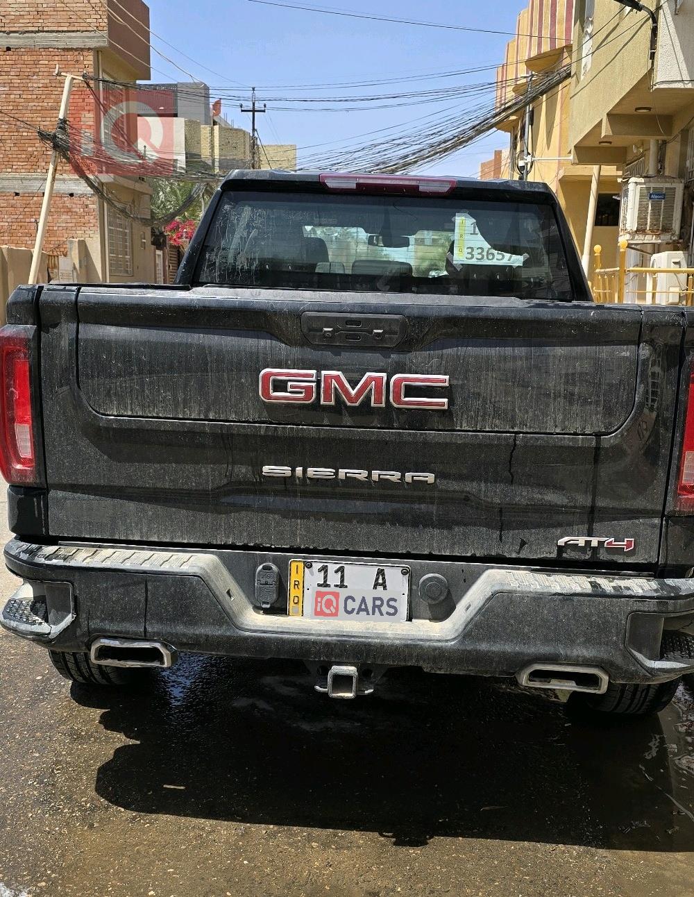 GMC Sierra